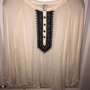 Forever 21 cream colored flowy top